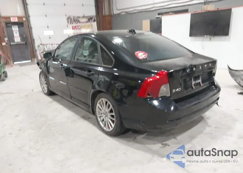 2010 Volvo S40 2.4I из США, поврежденный, VIN YV1390MS4A2491302